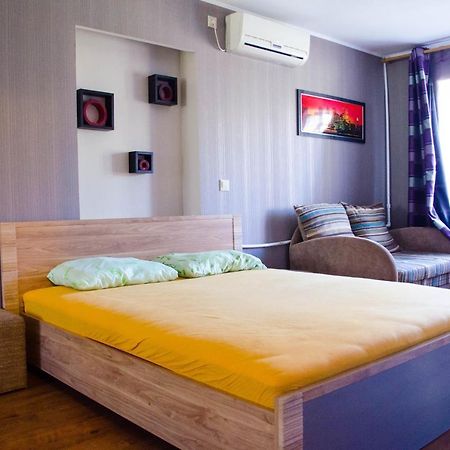 Flat At Luzanovka Apartment Odessa Exterior photo